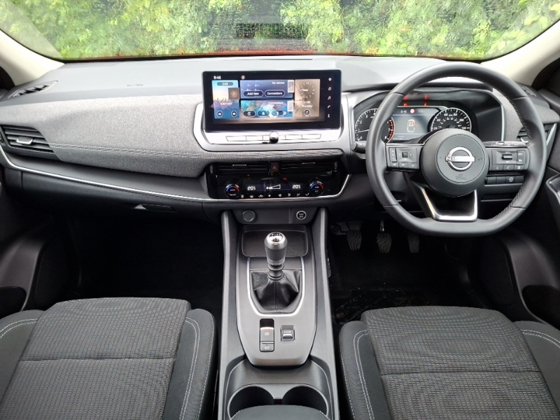 Nissan Qashqai 1.3 Dig-t Mh Acenta Premium Red #3