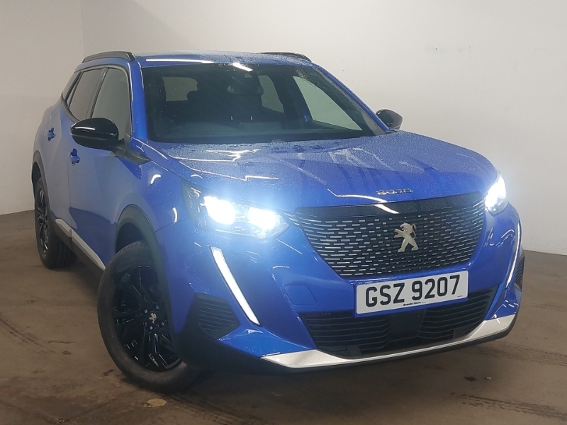 Peugeot 2008 1.2 Puretech Allure Premium Blue