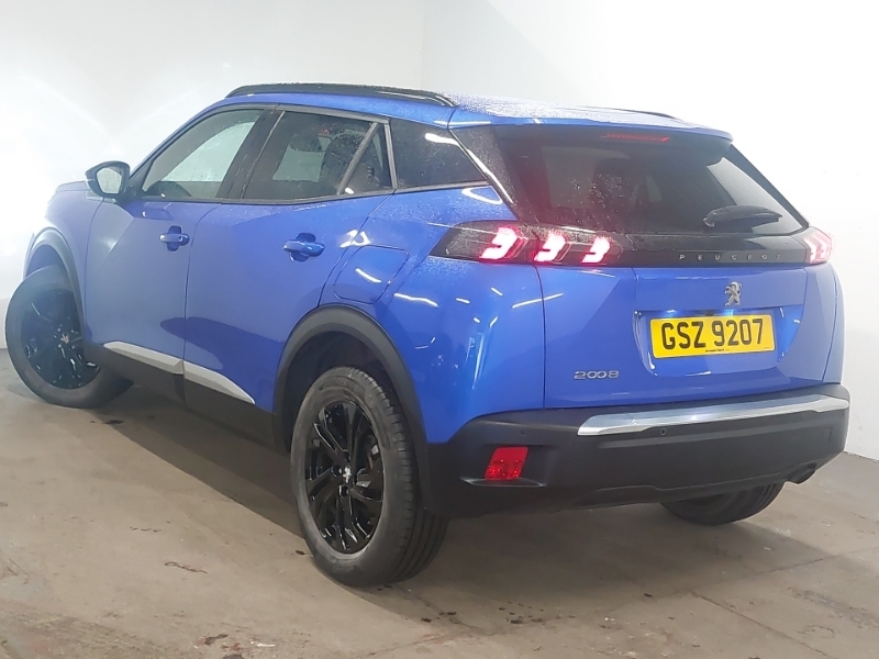 Peugeot 2008 1.2 Puretech Allure Premium Blue #2