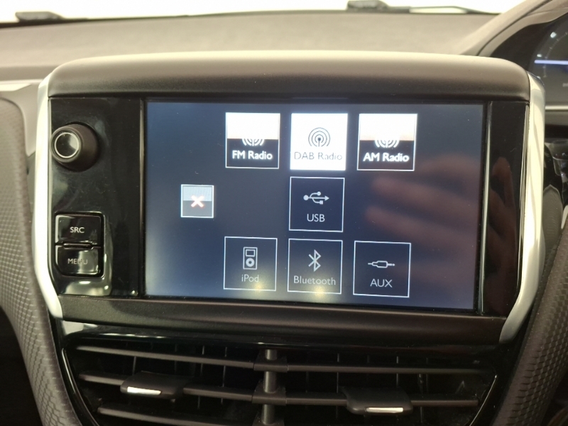 Peugeot 2008 White #11