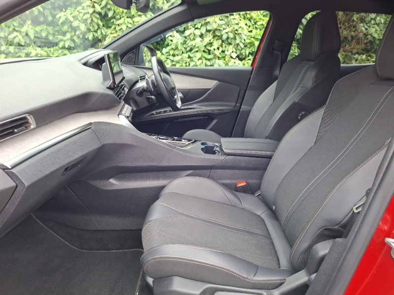 Peugeot 3008 1.2 Puretech Gt Eat8 Red #5