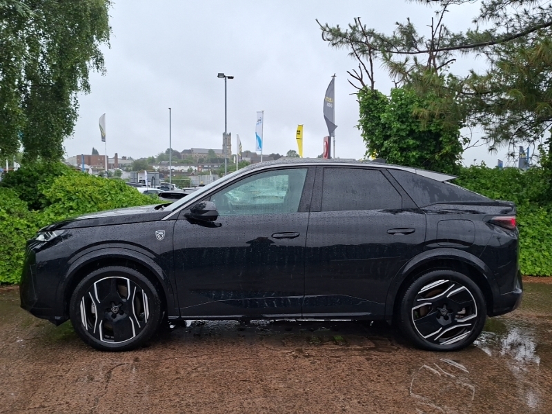 Peugeot 3008 157Kw Gt 73Kwh Black #4