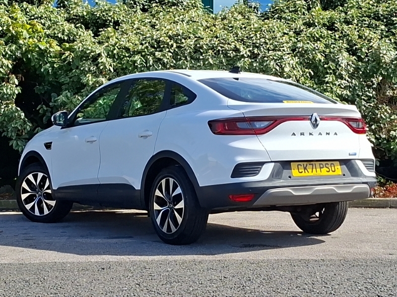 Renault Arkana 1.6 E-tech Hybrid 145 Iconic White #2