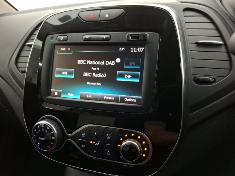 Renault Captur Dci Iconic Blue #11