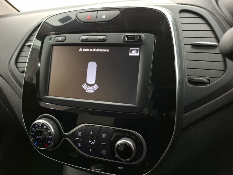 Renault Captur Dci Iconic Blue #9