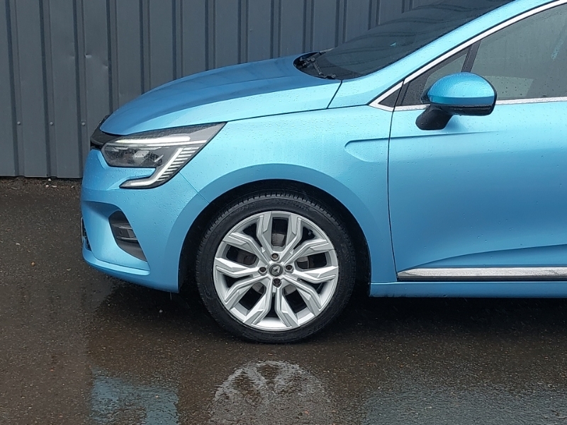 Renault Clio White #19