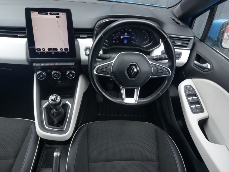 Renault Clio White #8