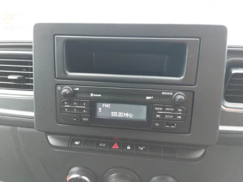 Renault Master 2.3 Dci 35 Business Plus Panel Van Manu White #8