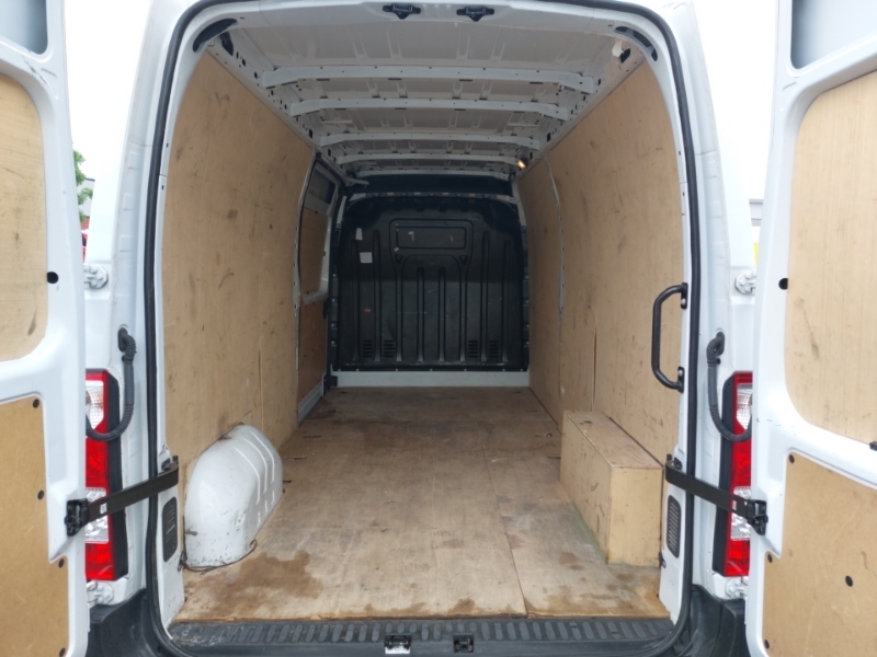Renault Master 2.3 Dci 35 Business Plus Panel Van Manu White #17