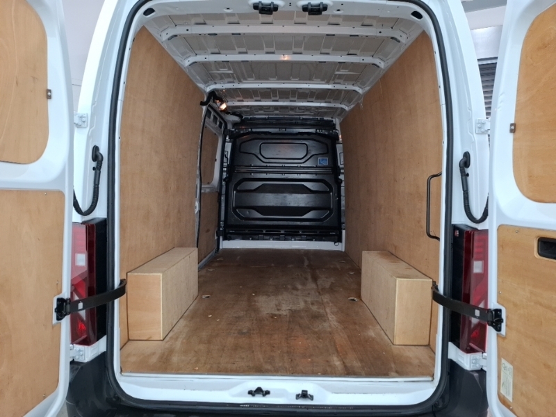 Renault Master Mm35 Blue Dci 150 Advance Medium Roof Van White #18
