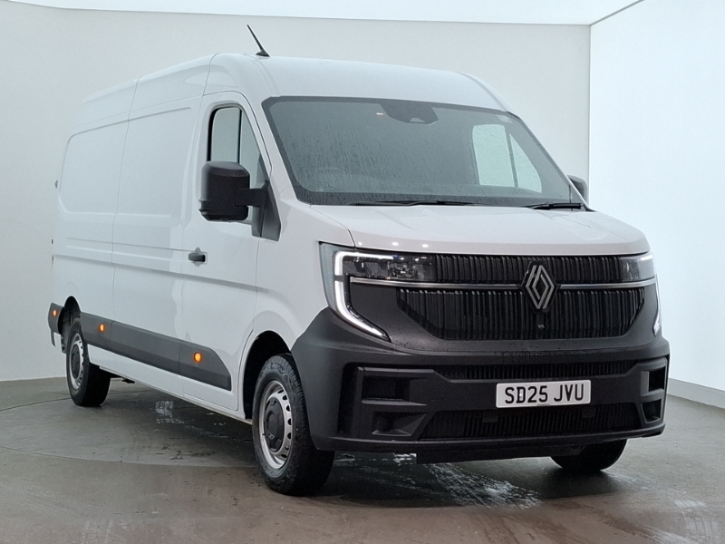Renault Master Lm35 Blue Dci 130 Advance Medium Roof Van White