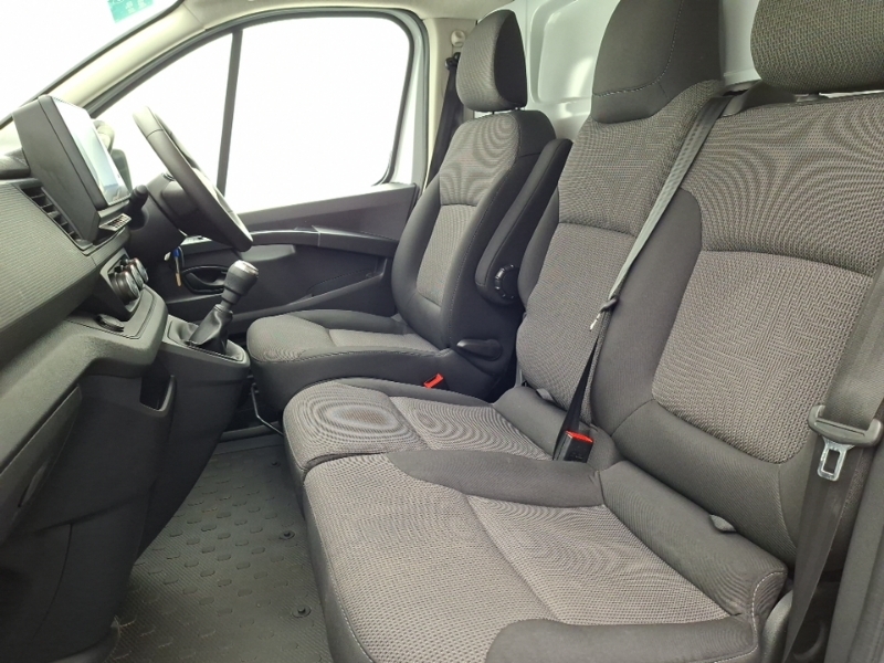 Renault Trafic Ll30 Blue Dci 130 Advance Safety Van SG74JWA White #5