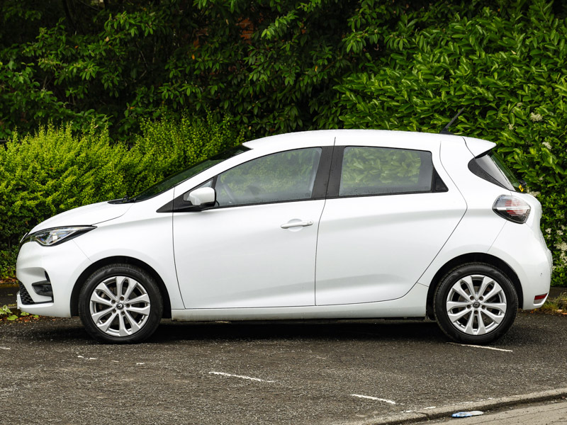 Renault Zoe 100Kw S Edition R135 50Kwh Rapid Charge White #3