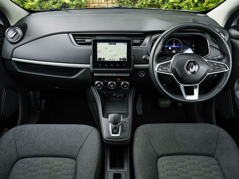 Renault Zoe 100Kw S Edition R135 50Kwh Rapid Charge White #2