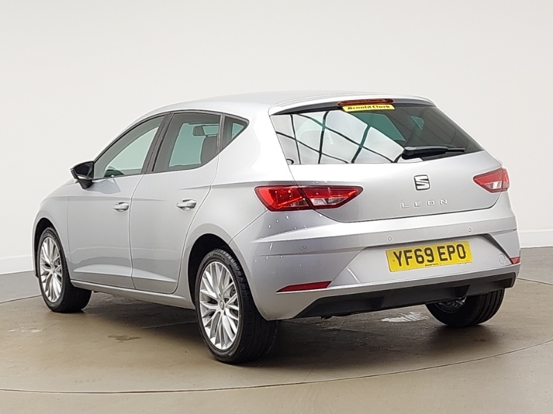 Seat Leon 1.5 Tsi Evo Se Dynamic Ez YF69EPO Silver #2