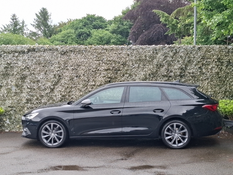 Seat Leon 1.5 Etsi 150 Fr Sport Dsg Black #4