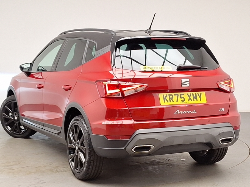 Seat Arona 1.0 Tsi 115 Fr Black Edition Dsg Red #2