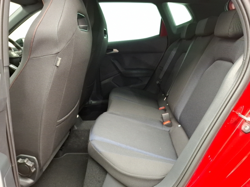 Seat Arona 1.0 Tsi 115 Fr Black Edition Dsg Red #6