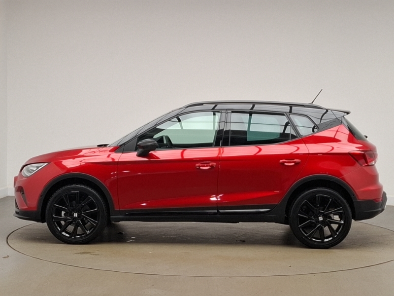 Seat Arona 1.0 Tsi 115 Fr Black Edition Dsg Red #4