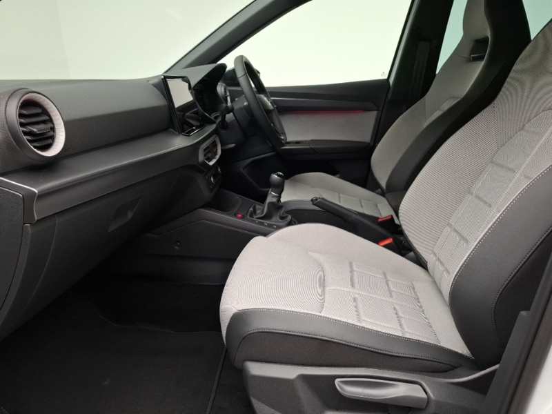 Seat Arona 1.0 Tsi 115 Fr Sport White #5