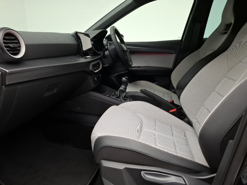 Seat Arona 1.0 Tsi 115 Fr Sport Black #5