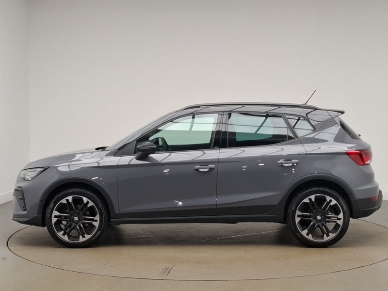 Seat Arona 1.0 Tsi 115 Fr Sport Grey #4