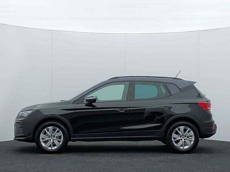 Seat Arona 1.0 Tsi 115 Se Technology Dsg Black #4