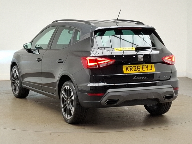 Seat Arona 1.0 Tsi 115 Fr Sport Dsg Black #2