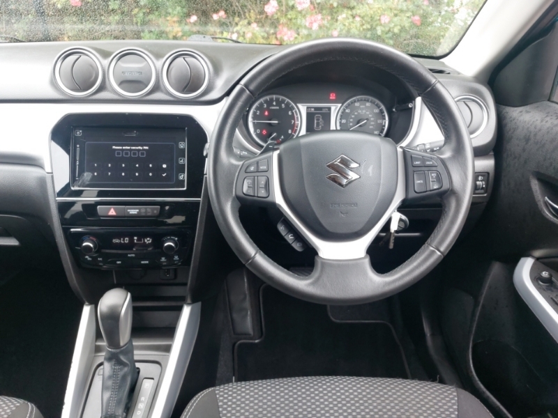 Suzuki Vitara Sz-t Black #8