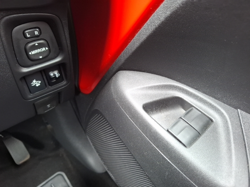 Toyota Aygo Hatchback Silver #17