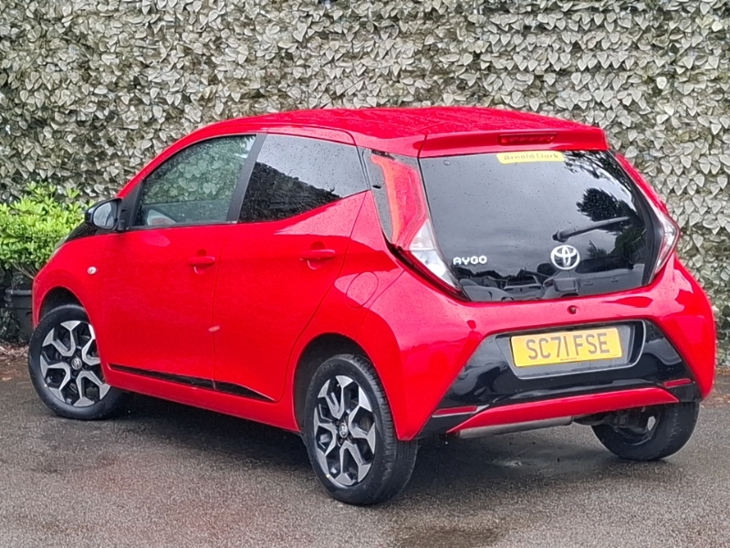 Toyota Aygo 1.0 Vvt-i X-trend Tss Red #2