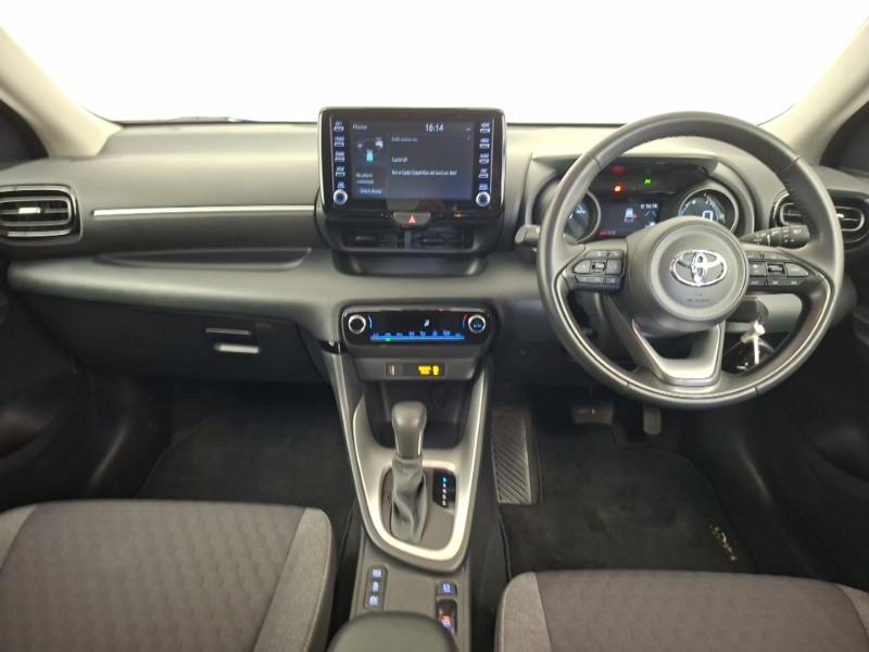 Toyota Yaris 1.5 Hybrid Design Cvt White #3