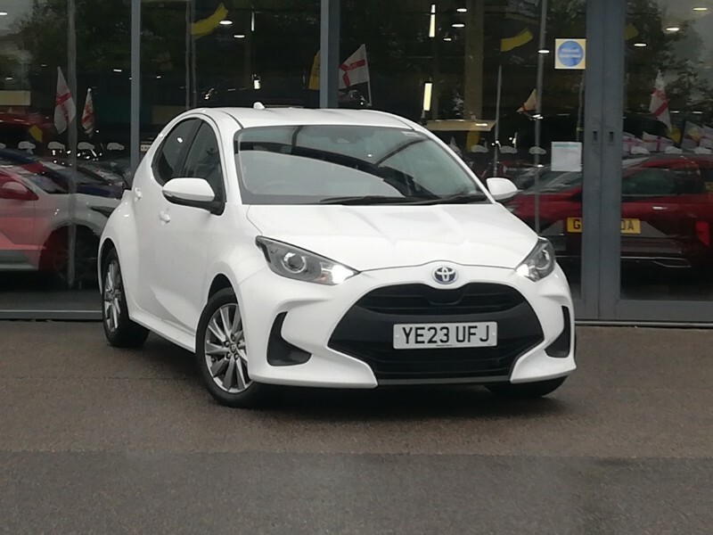 Toyota Yaris 1.5 Hybrid Icon Cvt Nav White