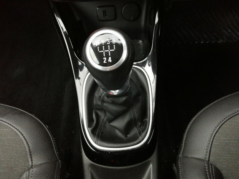 Vauxhall Adam Adam Jam White #14