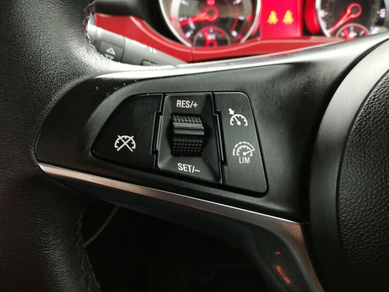 Vauxhall Adam Adam Jam White #12