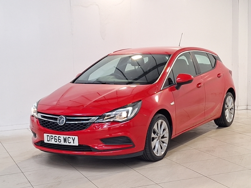 Vauxhall Astra Hatchback Red #13