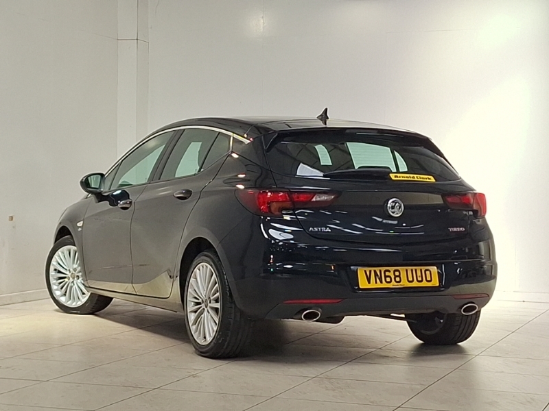 Vauxhall Astra 1.6T 16V 200 Elite Nav Black #2