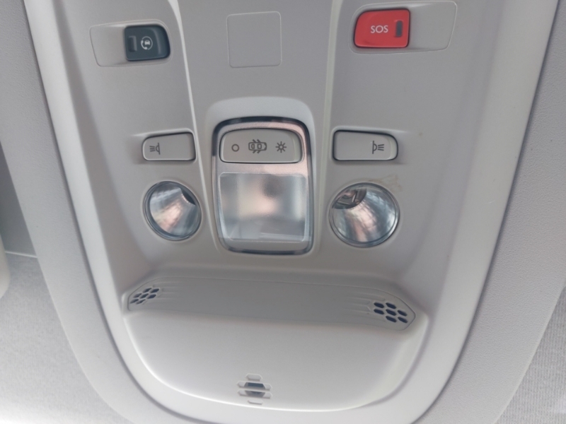 Vauxhall Combo 1.5L Edition White #10