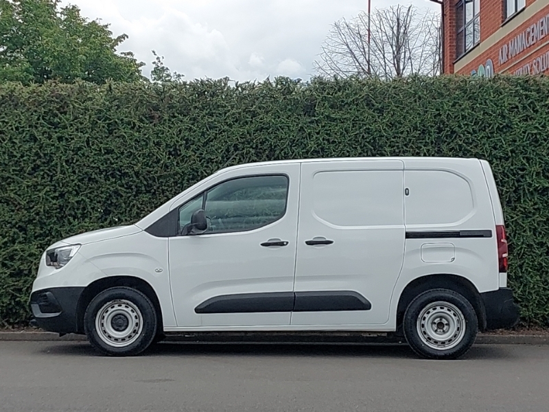 Vauxhall Combo 2000 1.5 Turbo D 75Ps H1 Edition Van White #4