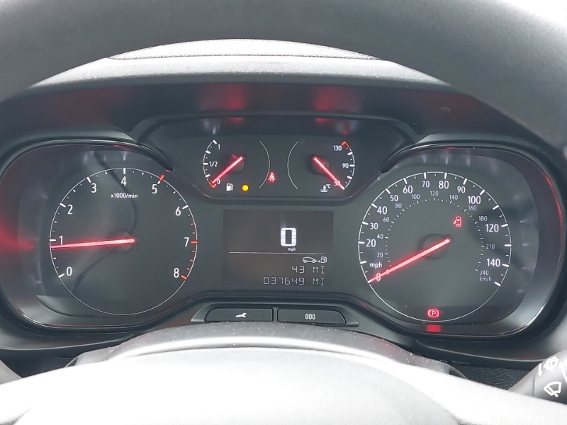 Vauxhall Combo 1.5L Edition White #9
