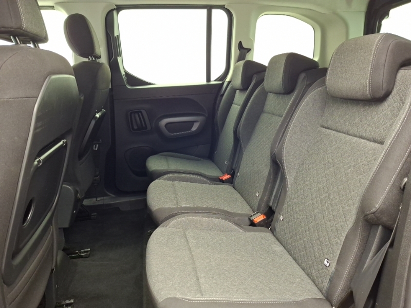 Vauxhall Combo-e Life 100Kw Ultimate 52Kwh Black #6