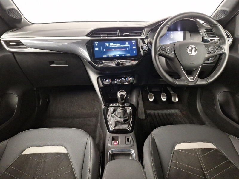 Vauxhall Corsa Design White #3