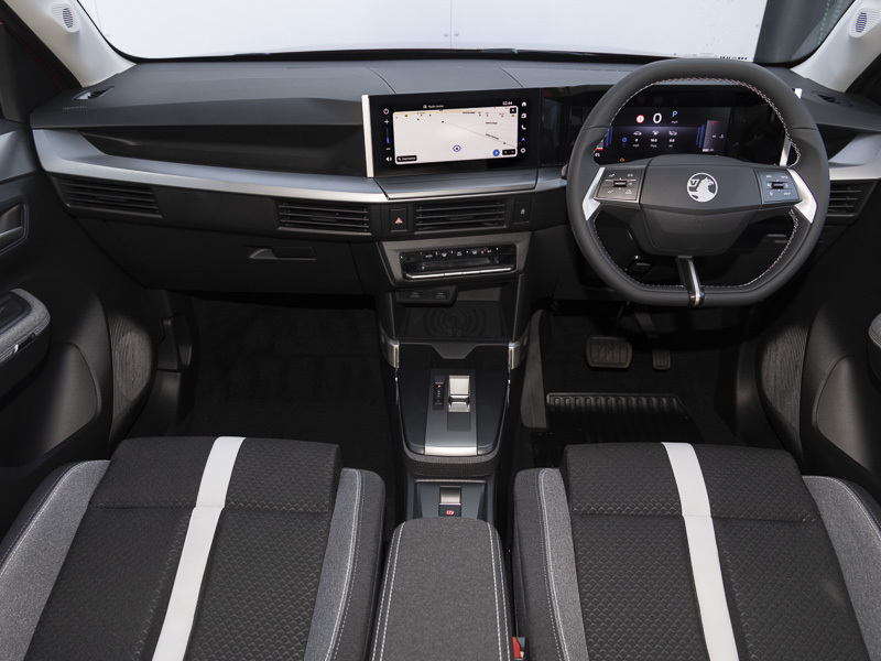 Vauxhall Frontera 1.2 Hybrid 110 Gs E-dct6 Green #3