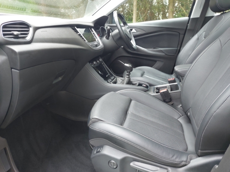 Vauxhall Grandland X 1.5 Turbo D Elite Nav DO19WNB Grey #5