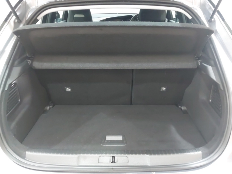 Vauxhall Mokka Hatchback Black #18