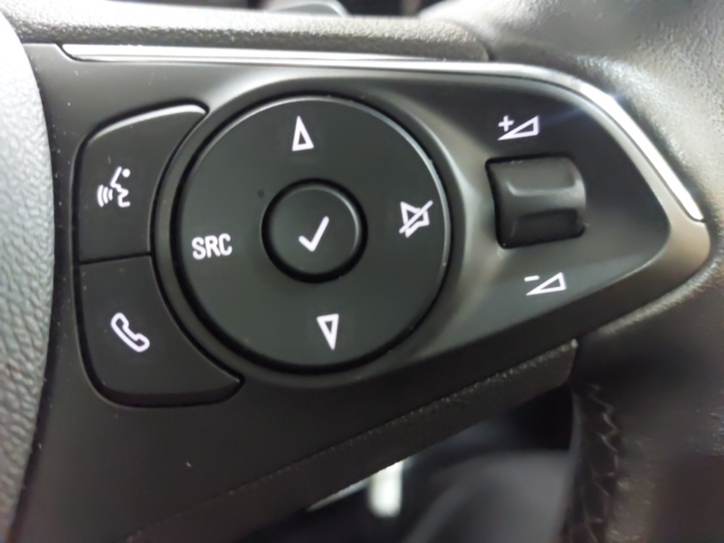 Vauxhall Mokka Hatchback Black #13