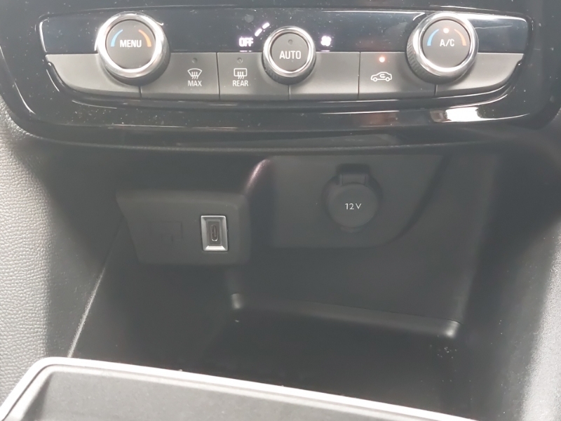 Vauxhall Mokka Ultimate White #14
