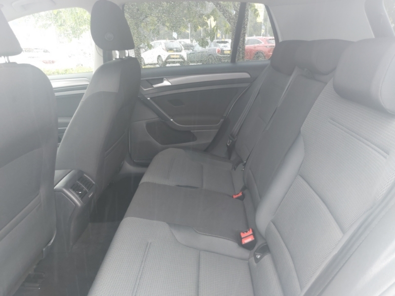 Volkswagen Golf 1.4 Tsi Se Nav FP67FOV White #6