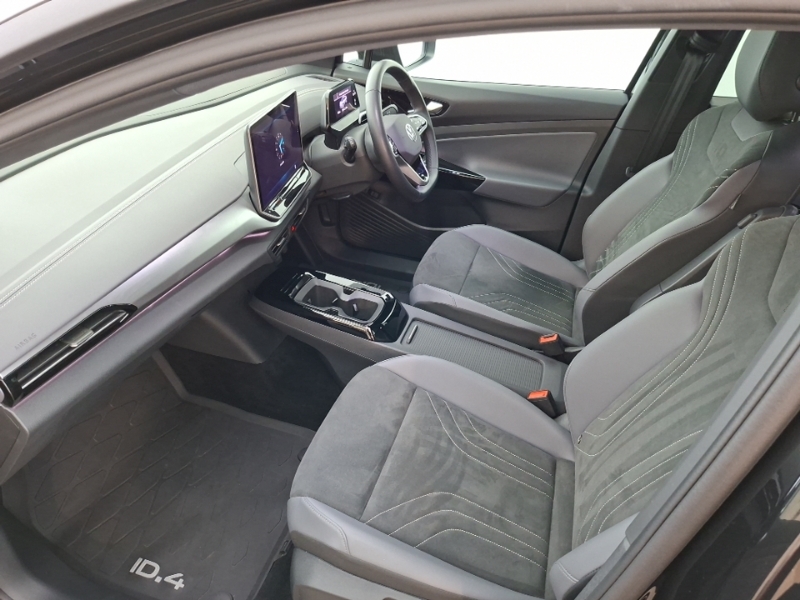 Volkswagen ID.4 210Kw Match Pro 77Kwh Black #5