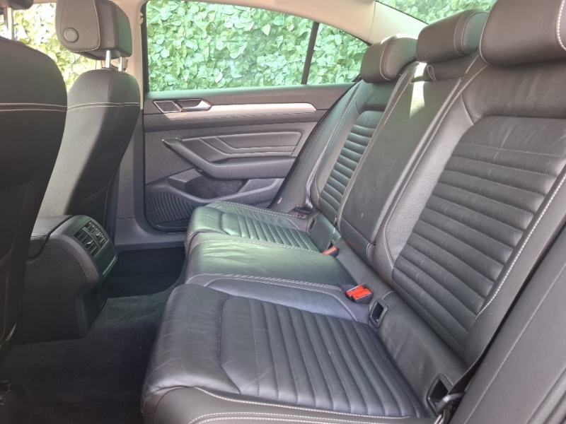 Volkswagen Passat 2.0 Tdi Evo Scr Sel Black #6